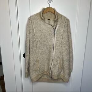 Free People Oversized Cream Fuzzy Zip Front Sweater Cardigan Size Medium